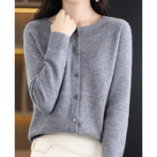 GlamourWool gilet femme en laine | Cardigan col V chic avec boutons | Look cachemire
