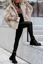 Bomber femme avec capuche – Tendance, confortable et polyvalent