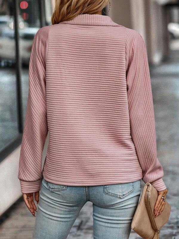 Pull demi-zip côtelé femme — coupe relaxée & manches longues