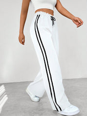 Trend | Pantalon Large Femme Streetwear – Confort, Style & Détails Sportifs