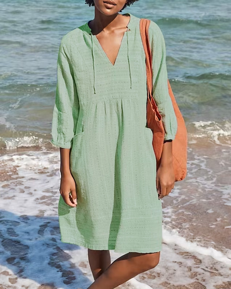 Robe de plage légère col V — manches trois-quarts & coupe fluide