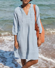 Robe de plage légère col V — manches trois-quarts & coupe fluide