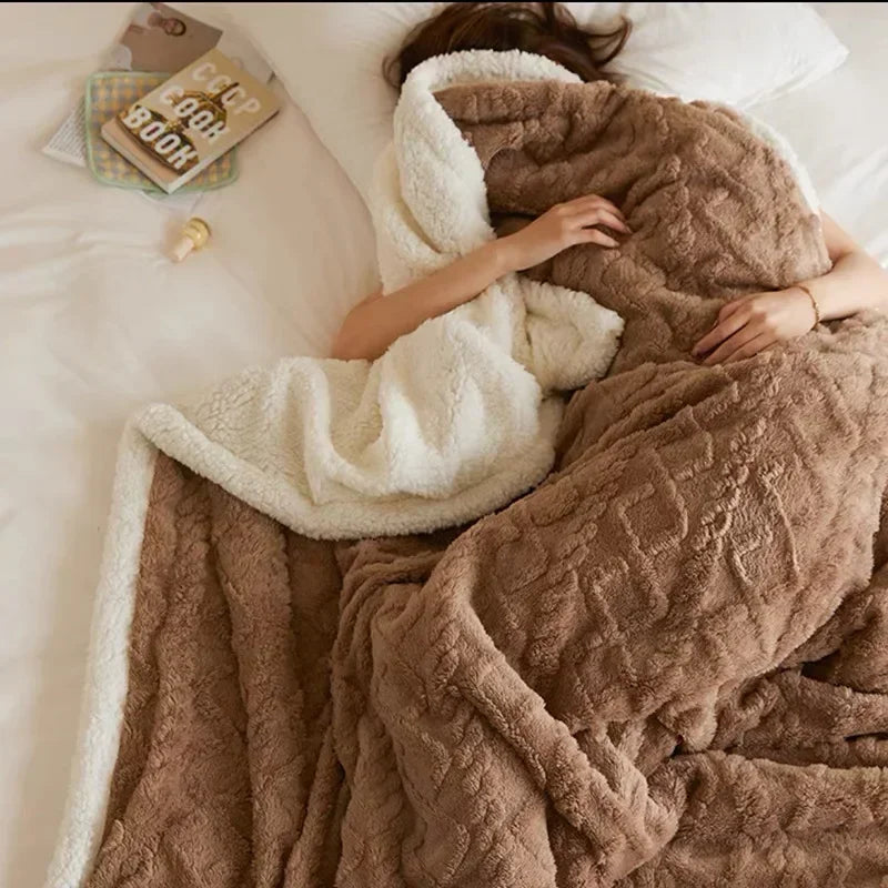 Couverture d’hiver épaisse en laine d’agneau – Plaid polaire chaud & luxueux | WarmWool