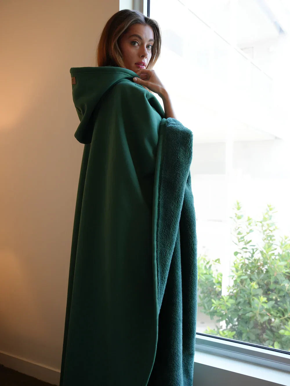 Plaid à capuche Eden – Hoodie blanket oversize chaud et confortable
