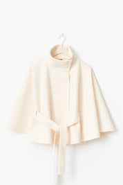 Cape-manteau femme CLARA – cape élégante ceinturée à col montant