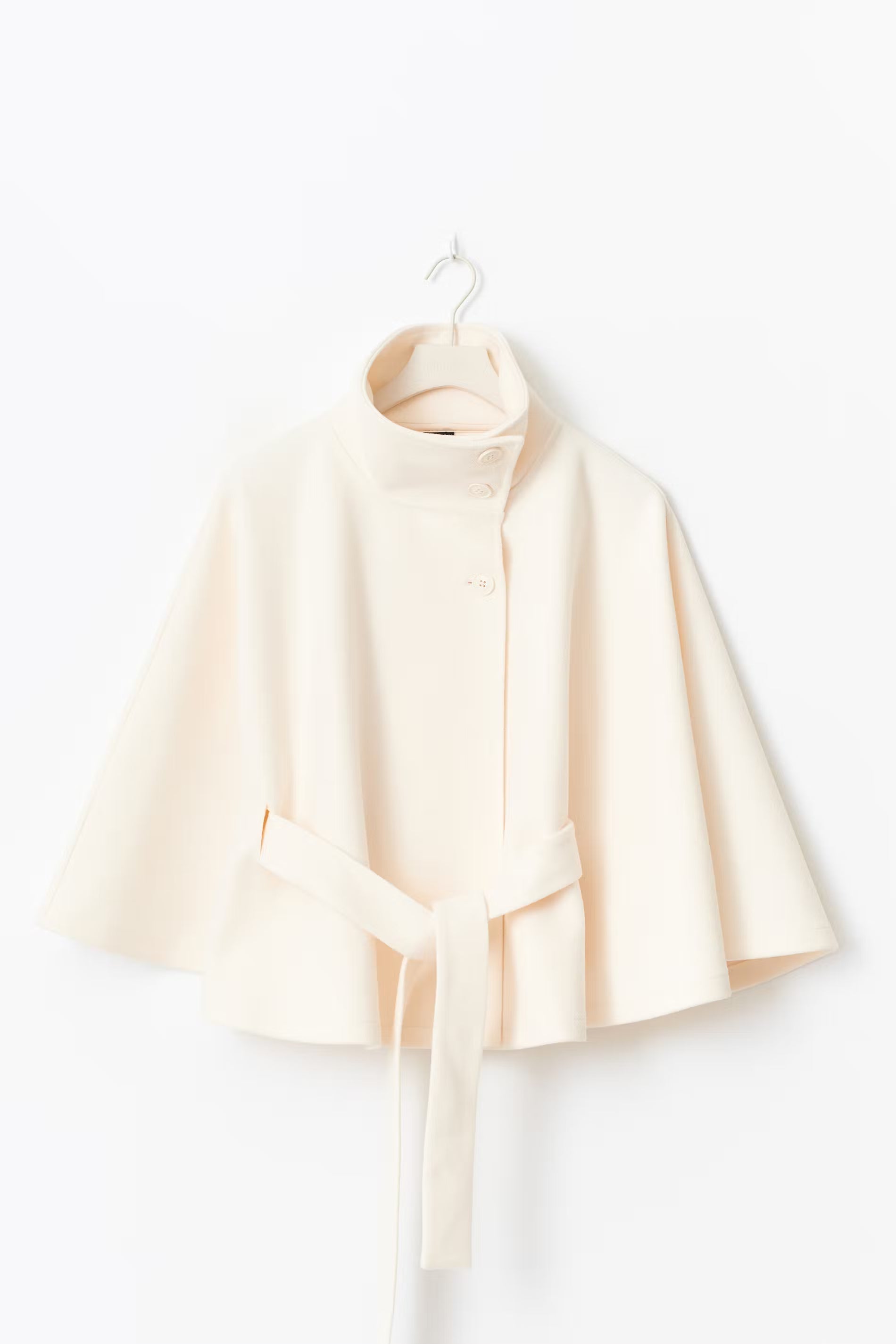 Cape-manteau femme CLARA – cape élégante ceinturée à col montant