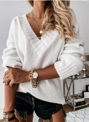 Pull Ava femme oversize — col V élégant & maille douce