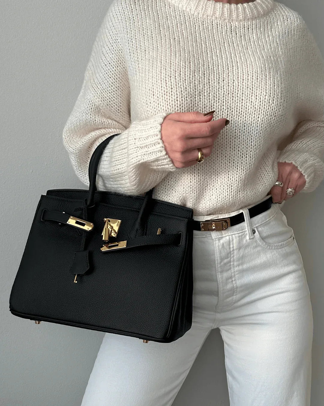 Sac à main femme REMI – sac en cuir véritable avec fermoir doré chic
