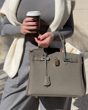 Sac à main en cuir Remi – élégance intemporelle & détails dorés