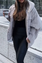 Bomber femme avec capuche – Tendance, confortable et polyvalent