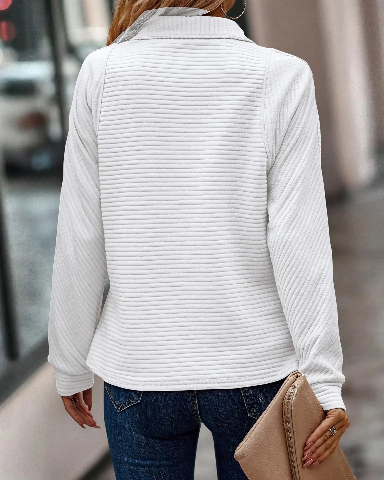 Pull demi-zip côtelé femme — coupe relaxée & manches longues