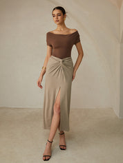 Top court femme off-shoulder – coupe ajustée et élégante