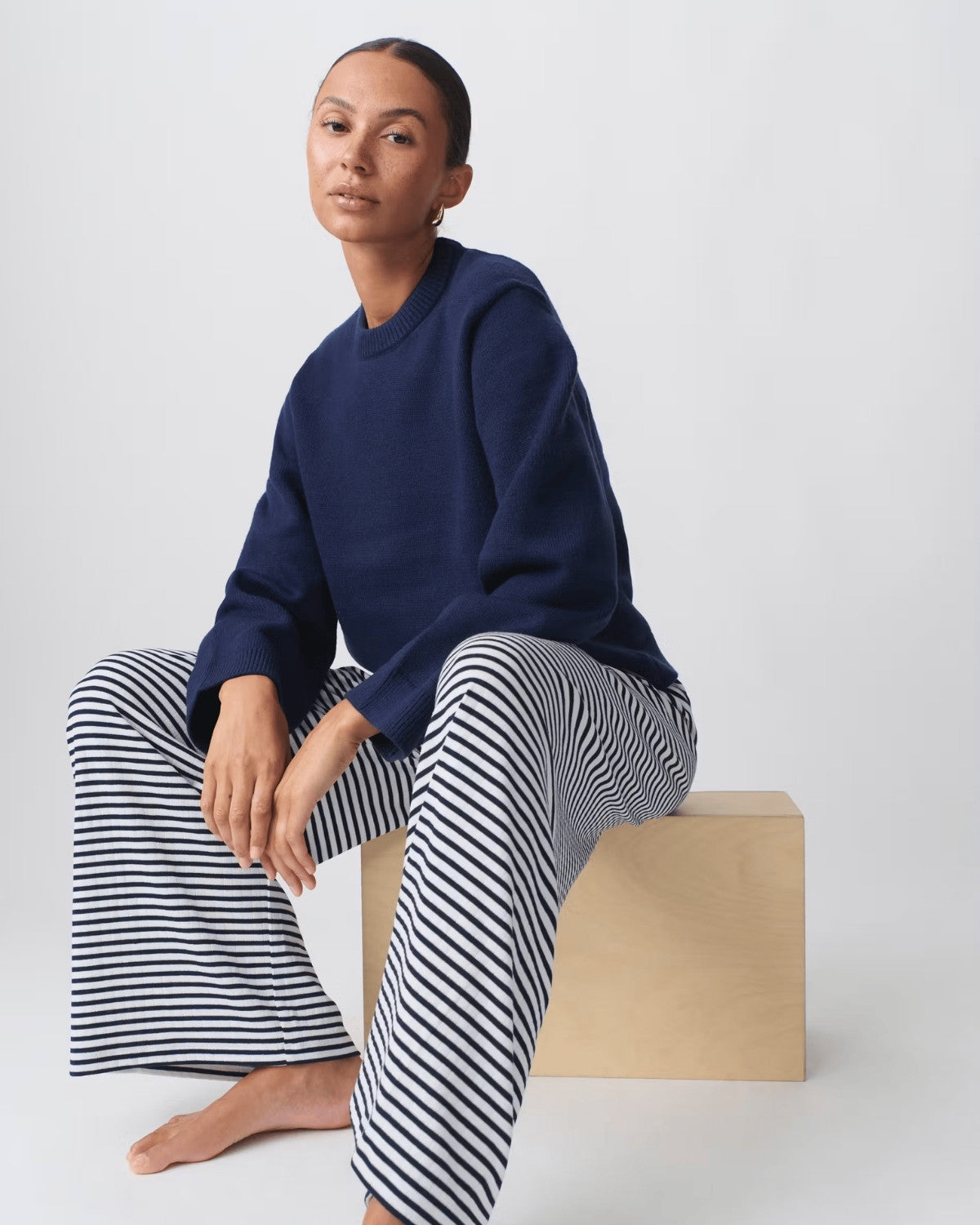 Pantalon femme rayé coupe droite – Taille ajustable & style décontracté chic