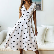 Robe Juna à pois V-col & nœud taille – Doublure anti-transparent été chic