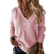 Pull Ava femme oversize — col V élégant & maille douce