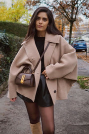 Trench court en laine oversize « Olive » femme — manteau beige chaud mode