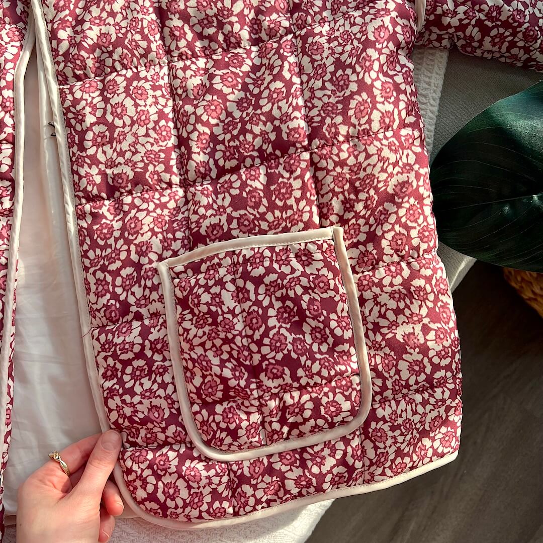 Veste matelassée femme à fleurs – Léger quilt oversize motif lys
