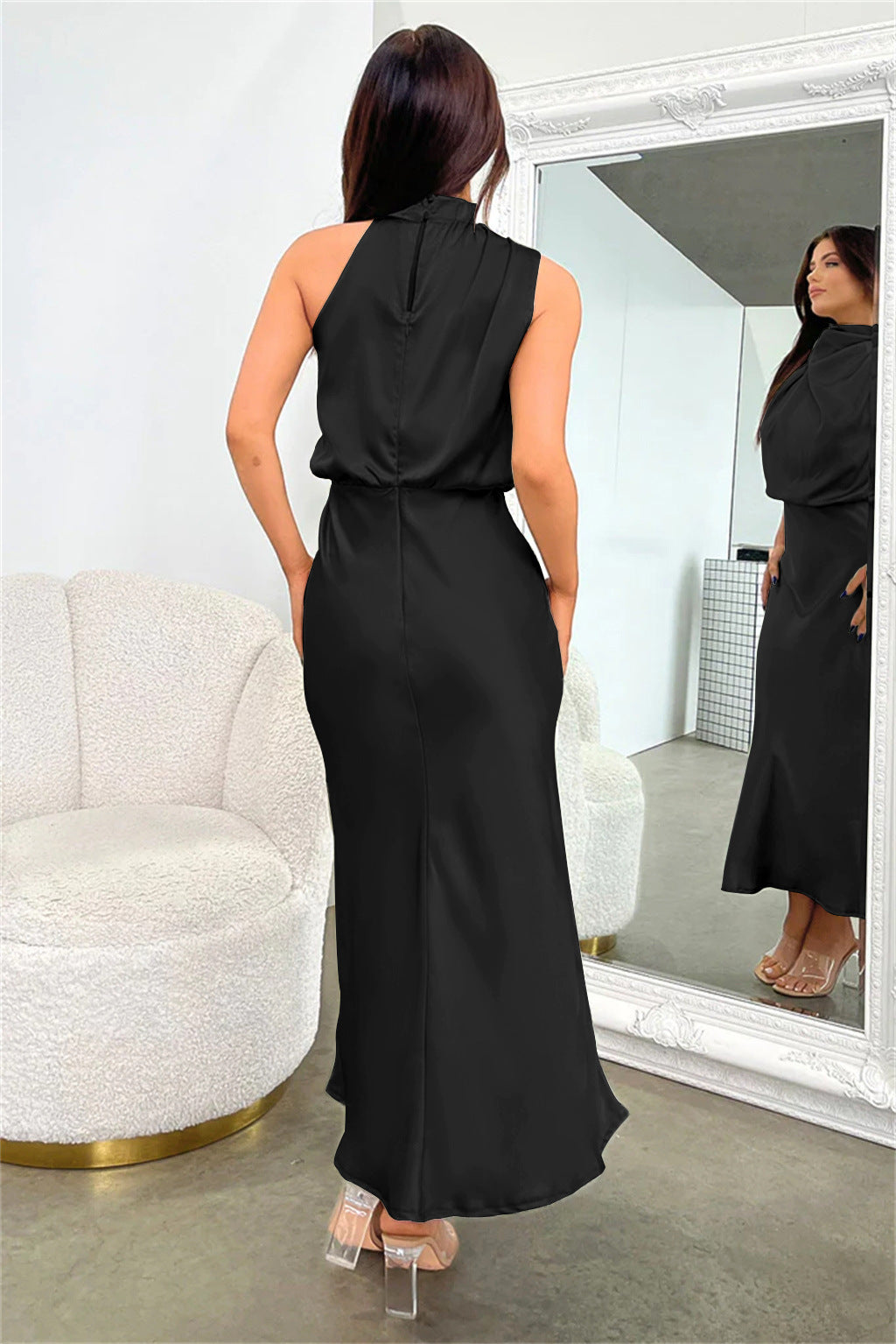 Robe halter midi satin Amelie – élégance douce & féminine