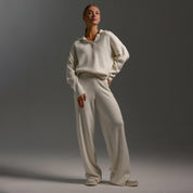 Ensemble loungewear femme – Set en maille avec pull oversize & pantalon large | Jules Jij