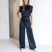 Combinaison femme CATHARINA – effet satin, dos nu & jambes larges
