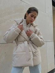 Veste puffer Senna ceinturée – manteau chaud femme élégance hiver