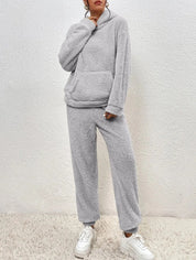 Ensemble Femme Lana – Survêtement Hiver Teddy Doux avec Hoodie & Pantalon