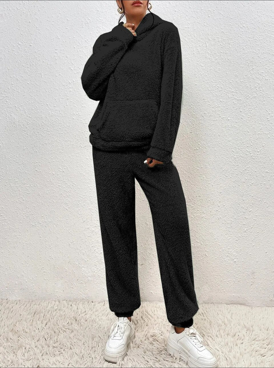 Ensemble Femme Lana – Survêtement Hiver Teddy Doux avec Hoodie & Pantalon