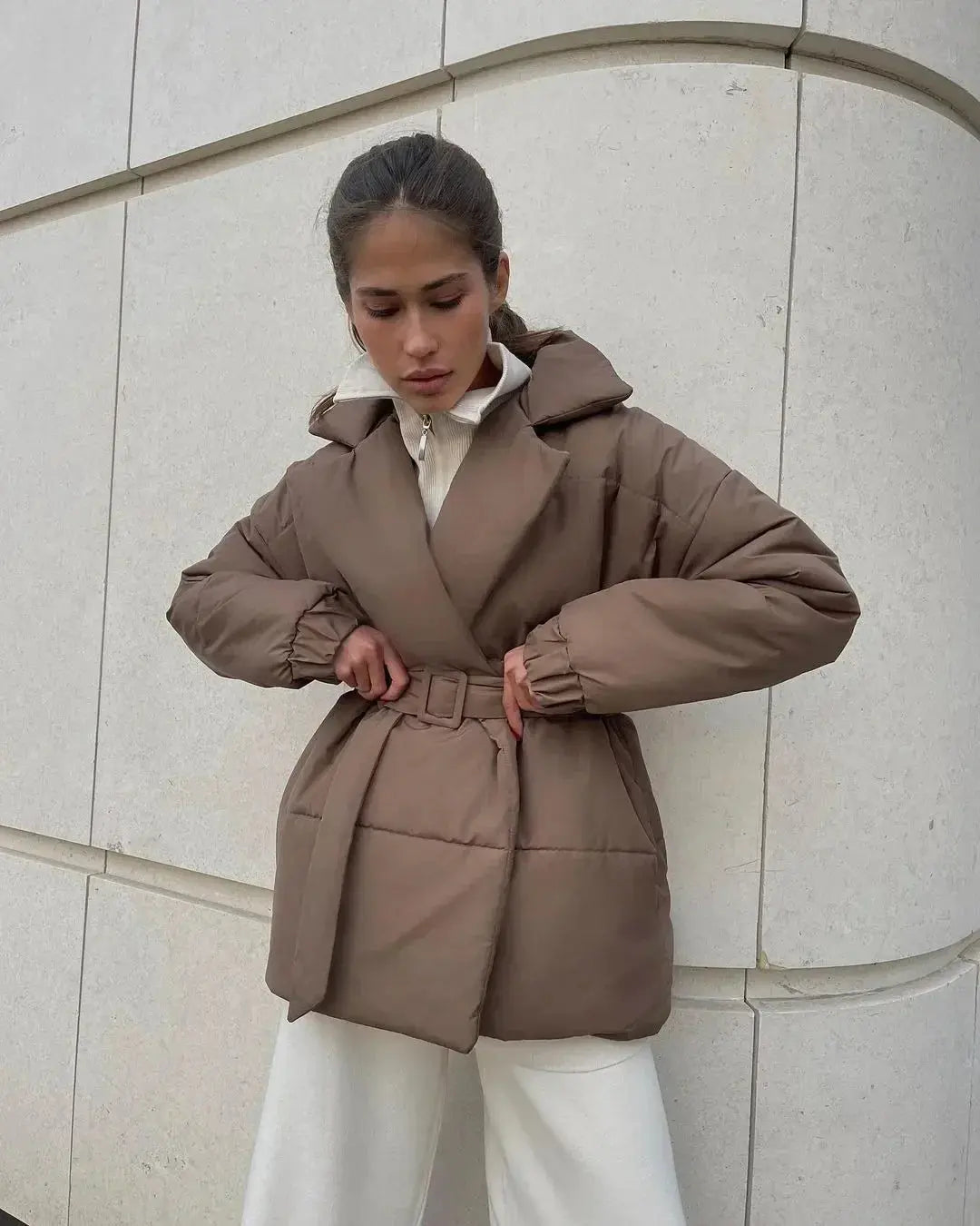 Veste puffer Senna ceinturée – manteau chaud femme élégance hiver