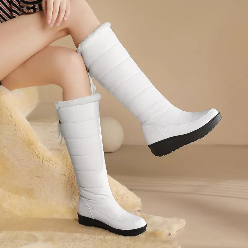 Bottes d’hiver femme hauteur genou avec fourrure – chaleur & style neige
