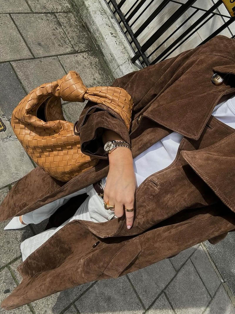 Trenchcoat femme daim – manteau long ceinturé élégant & intemporel