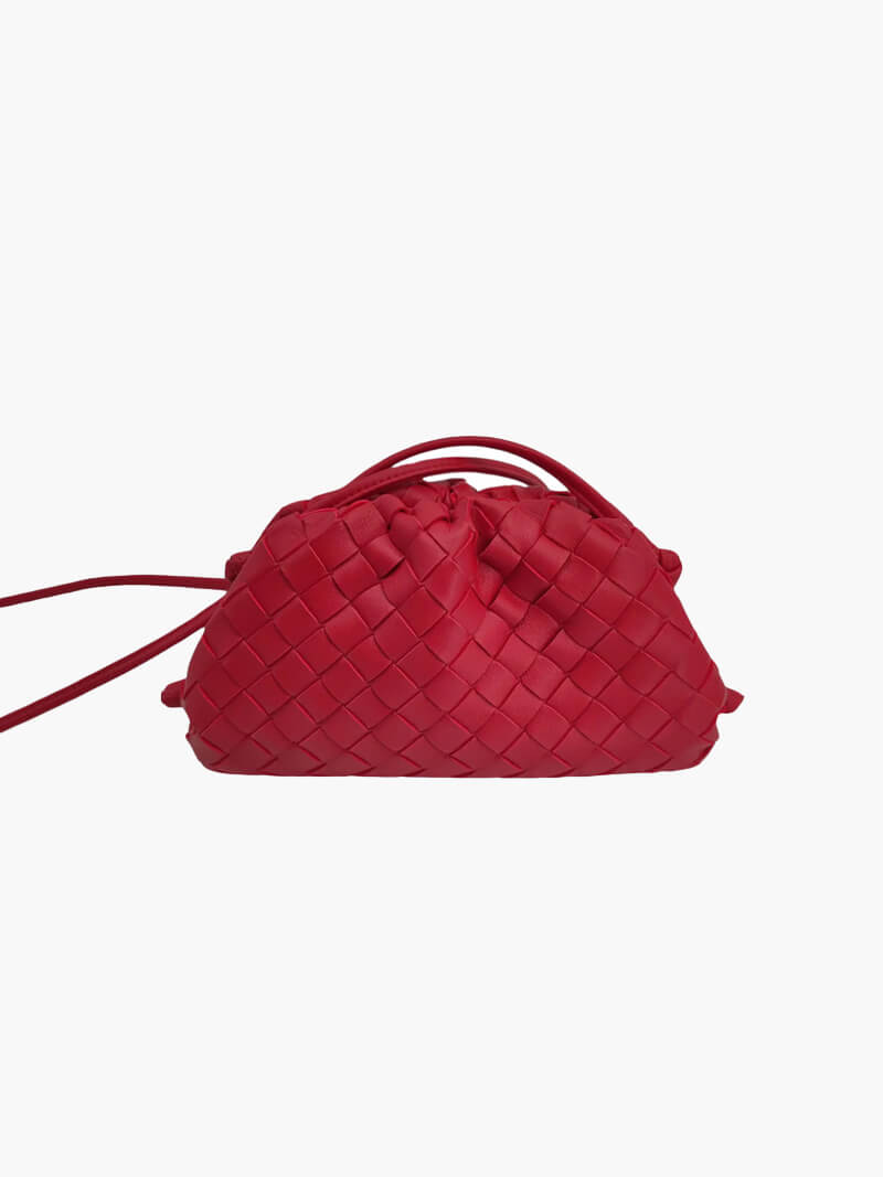 Pochette tressée à cordon – sac soirée compact & élégant