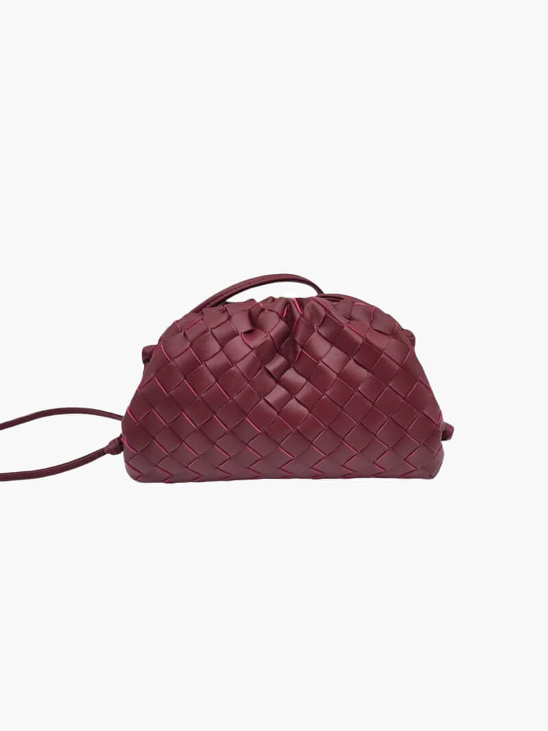 Pochette tressée à cordon – sac soirée compact & élégant