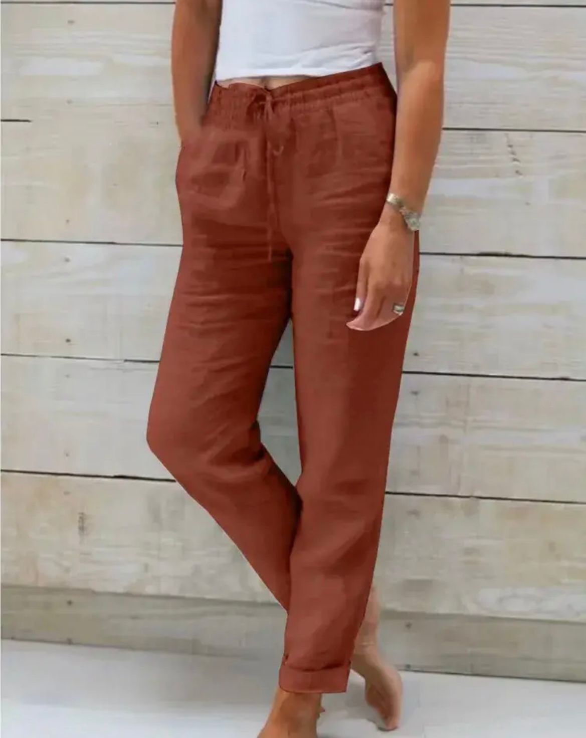 Pantalon femme large Lieke – pantalon taille haute droit, léger & élégant été
