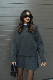 Ensemble Femme Automne-Hiver – Pull Oversize & Jupe Coordonnée Bordeaux