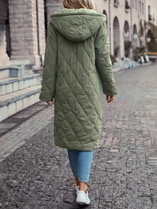 Manteau long matelassé femme avec capuche – Doudoune chaude coupe relax