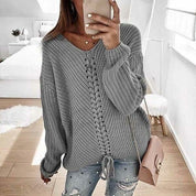 Pull femme ample en maille douce – Col V élégant & coupe décontractée