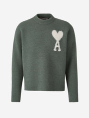 Pull femme Heidi – pull doux à imprimé cœurs & coupe confortable pour l’hiver