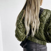Bomber femme matelassé diamant – Coupe relax & bords côtelés tendance