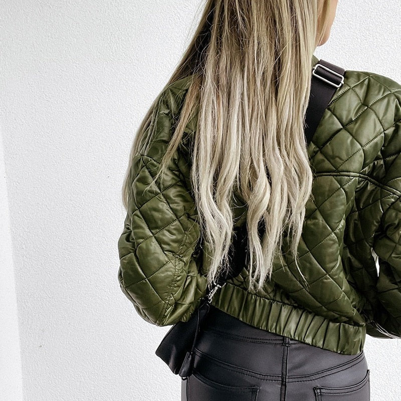 Bomber femme matelassé diamant – Coupe relax & bords côtelés tendance