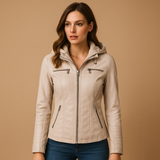 Veste en simili cuir femme Anouk à capuche amovible – coupe cintrée