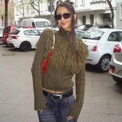 Pull Elena femme à franges & zip avant — style structuré hiver